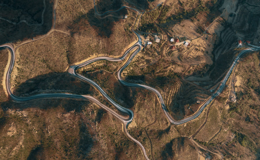 Image of skyhwak drone Operating Altitude (in ft).